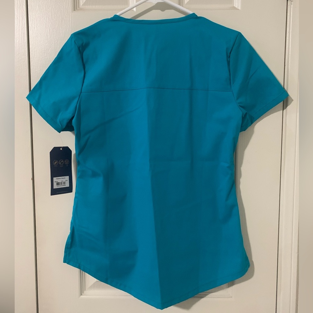 Cherokee Scrub Top - Picture 2 of 7